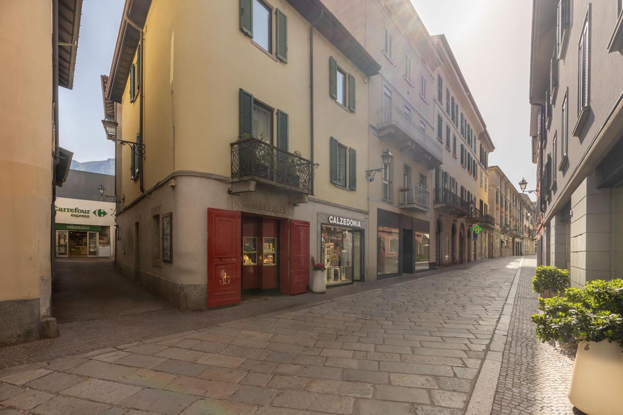 San Giacomo 4 Apartamento Lecco Exterior foto
